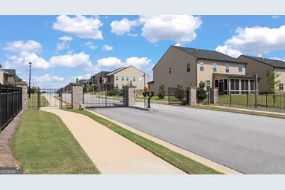 683 Edgar, Hampton, GA 30228 - Photo 8