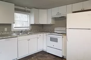 295 E Wright St, Winder, GA 30680 - Photo 32