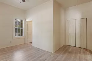 245 Atlanta St, Barnesville, GA 30204 - Photo 14