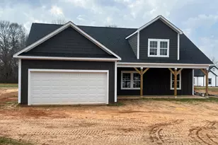 2633 Paoli St, Comer, GA 30629 - Photo 2