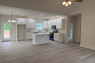 2633 Paoli St, Comer, GA 30629 - Photo 4