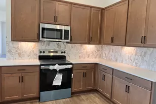 51 Thomaston St, Newnan, GA 30263 - Photo 10