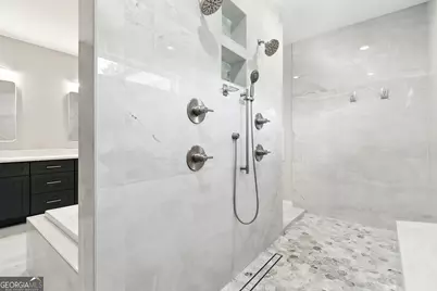 4421 Meadowwood Drive, Loganville, GA 30052 - Photo 16