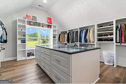 4421 Meadowwood Drive, Loganville, GA 30052 - Photo 18