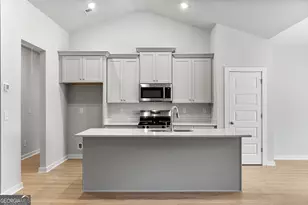 267 Lagrange St, Grantville, GA 30220 - Photo 10