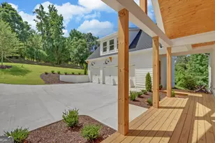 672 Tugaloo Heights Circle, Lavonia, GA 30553 - Photo 4