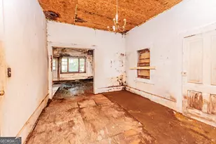 118 S 5th St, Cochran, GA 31014 - Photo 18