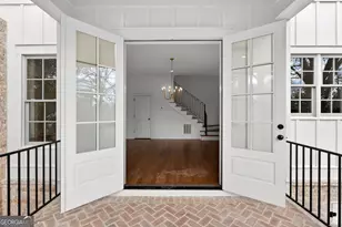 27 Coweta St, Senoia, GA 30276 - Photo 10