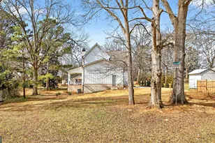 27 Coweta St, Senoia, GA 30276 - Photo 38