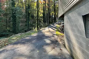 866 Yunai Cir, Clayton, GA 30525 - Photo 38