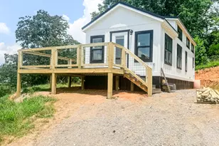 527 Saunders Rd, Franklin, NC 28735 - Photo 4