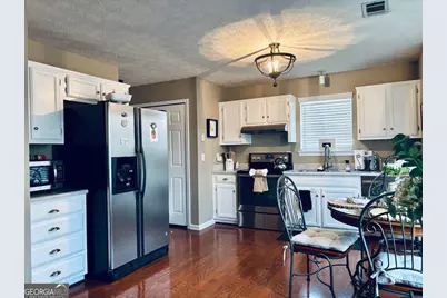 486 Village Circle, Stockbridge, GA 30281 - Photo 8