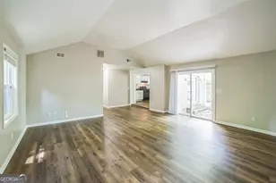 3260 Russell St, Hapeville, GA 30354 - Photo 8