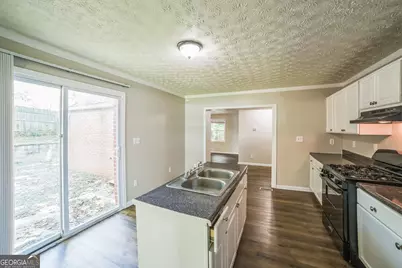 3260 Russell Street, Hapeville, GA 30354 - Photo 12