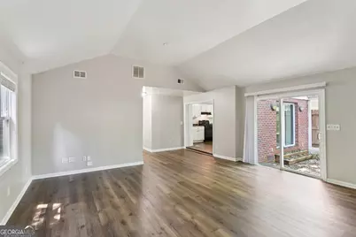 3260 Russell Street, Hapeville, GA 30354 - Photo 10