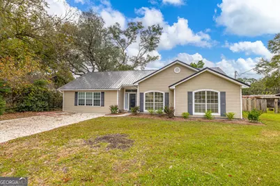 210 Glen Meadows Circle, Brunswick, GA 31523 - Photo 2