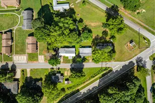 30 Burch St, Royston, GA 30662 - Photo 8