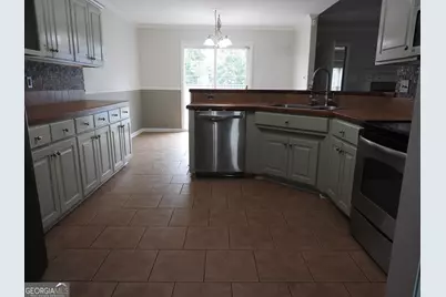 2943 Findley Chase, Valdosta, GA 31605 - Photo 2