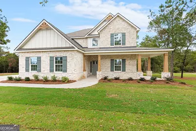 304 Air View Drive, Warner Robins, GA 31093 - Photo 1