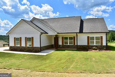 883 Dortch, Eastanollee, GA 30538 - Photo 1