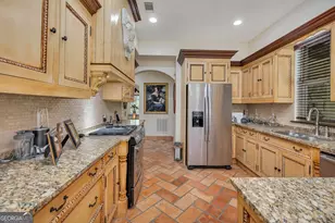 265 Harbor Pointe Dr, Brunswick, GA 31523 - Photo 16