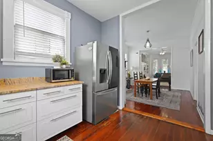 303 W 39th St, Savannah, GA 31401 - Photo 12