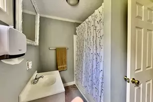 513 College Street NE, Dawson, GA 39842 - Photo 38