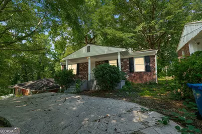 145 Sewanee Avenue NW, Atlanta, GA 30314 - Photo 2