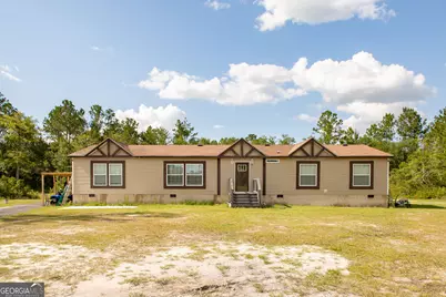 120 Scarlett, Waycross, GA 31503 - Photo 2