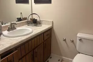 2207 S Sherwood Dr, Valdosta, GA 31602 - Photo 18