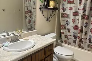 2207 S Sherwood Dr, Valdosta, GA 31602 - Photo 16