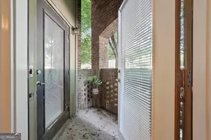 898 Oak St SW, Atlanta, GA 30310 - Photo 4