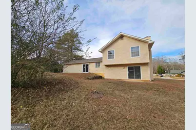 371 Chase Woods Circle, Jonesboro, GA 30236 - Photo 2