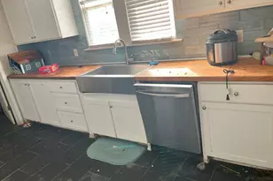 412 E Orange St, Jesup, GA 31546 - Photo 6