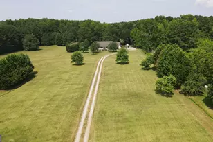 1881 Beeks Rd, Williamson, GA 30292 - Photo 28