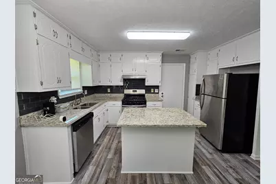 7934 Lundy Court, Jonesboro, GA 30238 - Photo 10