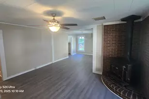 606 W Suwanee St, Fitzgerald, GA 31750 - Photo 2