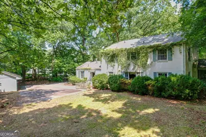 1700 W Paces Ferry Road NW, Atlanta, GA 30327 - Photo 6