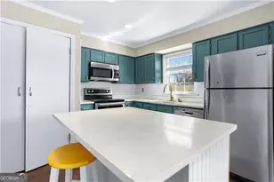 6520 Roswell Rd, Sandy Springs, GA 30328 - Photo 8