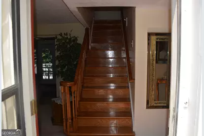 862 Fireside Way, Stone Mountain, GA 30083 - Photo 2