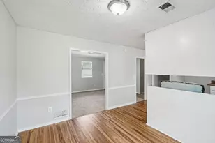 3585 Royal Ct, Snellville, GA 30039 - Photo 8