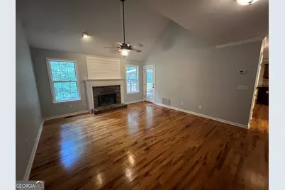 315 Paige Way, Winder, GA 30680 - Photo 6