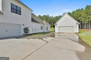 438 Fox Hall Crossing W, Senoia, GA 30276 - Photo 4