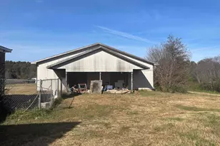 104 Powers Rd, Lavonia, GA 30553 - Photo 4