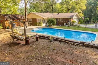 313 Johnston Drive, Thomaston, GA 30286 - Photo 2