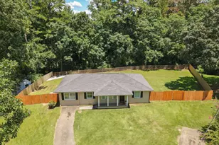 146 Whitaker Rd, Lagrange, GA 30240 - Photo 2