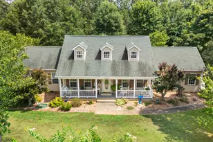 148 Swan Sanders Rd, Hartwell, GA 30643 - Photo 2