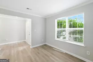 1399 Cutters Mill Dr, Lithonia, GA 30058 - Photo 12