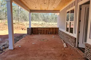 125 Hawthorne Ln, Forsyth, GA 31029 - Photo 8