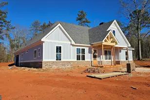 125 Hawthorne Ln, Forsyth, GA 31029 - Photo 2